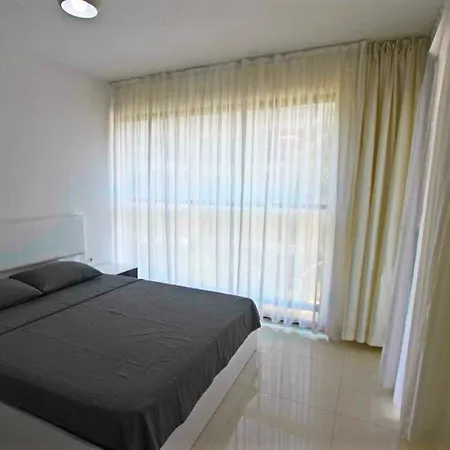 Aqua Residence Апартаменты